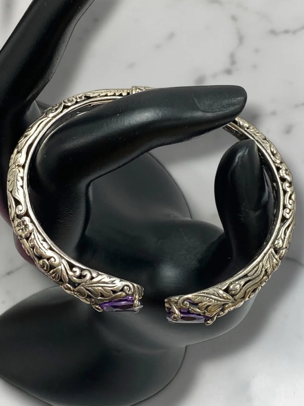 Estate Embossed Sterling Silver 925 Amethyst Cuff Hinged Bangle Bracelet! - Picture 9 of 16